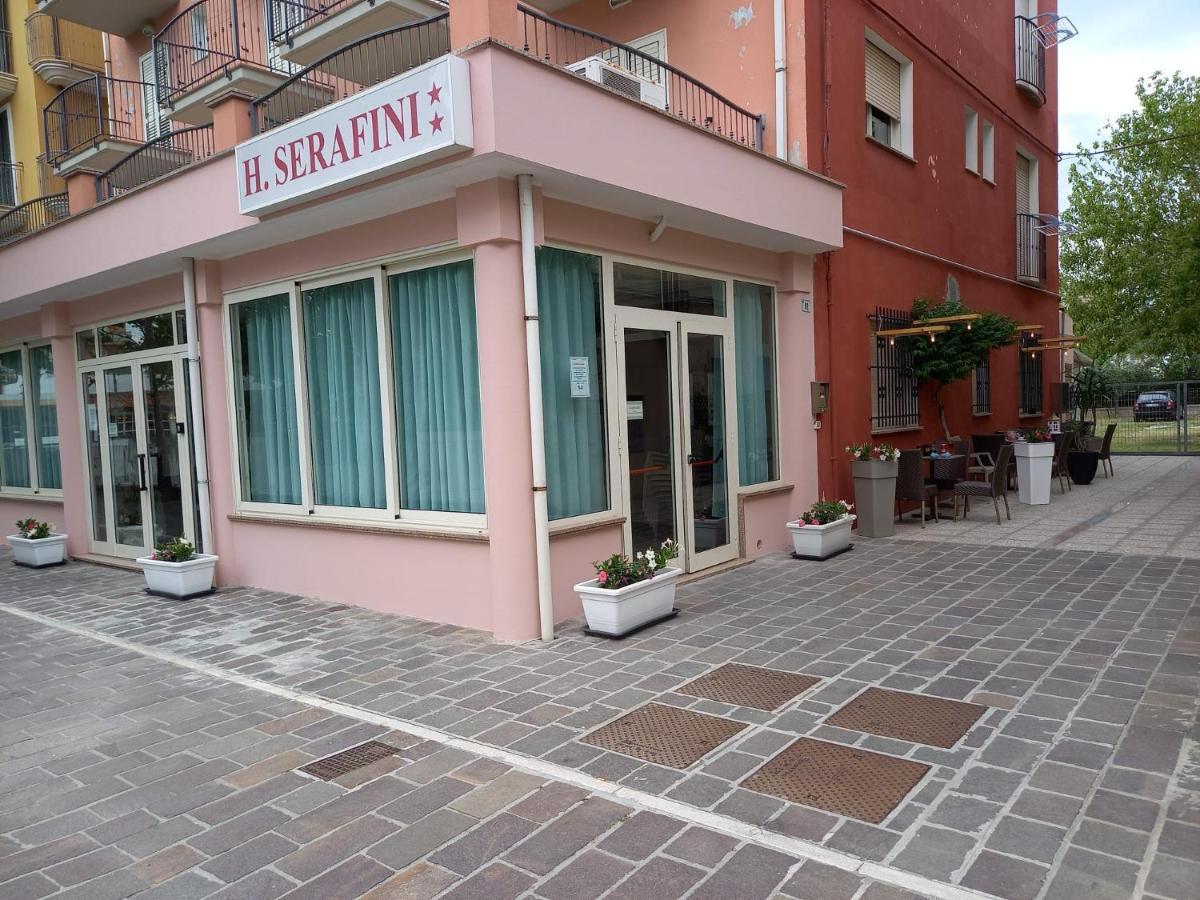 Hotel Serafini 미사노아드리아티코 외부 사진